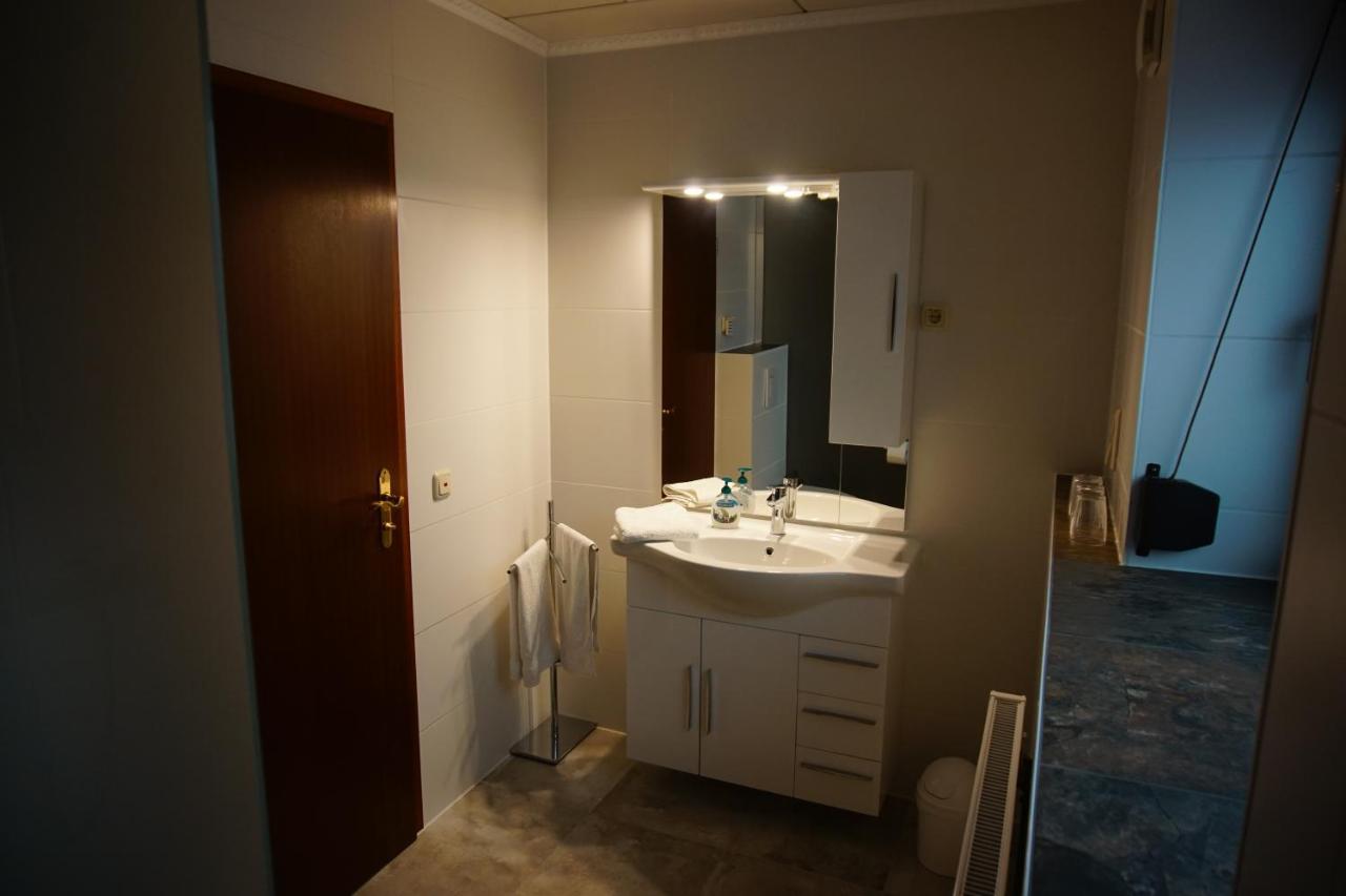 Ferienwohnung Liebeskind Hopfgarten  Exteriör bild